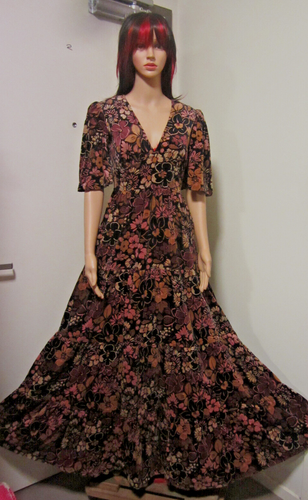 LIZZIE Genuine Vintage 70s Floral Velvet Maxi Dress Size 12 Hippie Dress - Picture 6 of 14