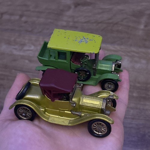 Matchbox models of yesteryear 1913 Cadillac And 1910 Benz Limousine Toy Cars. - Picture 13 of 14