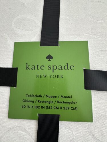 Kate Spade All Wrapped Up Cream Bow Ivory Tablecloth Holiday /Party 60X102 NWT - 第 2/3 張圖片