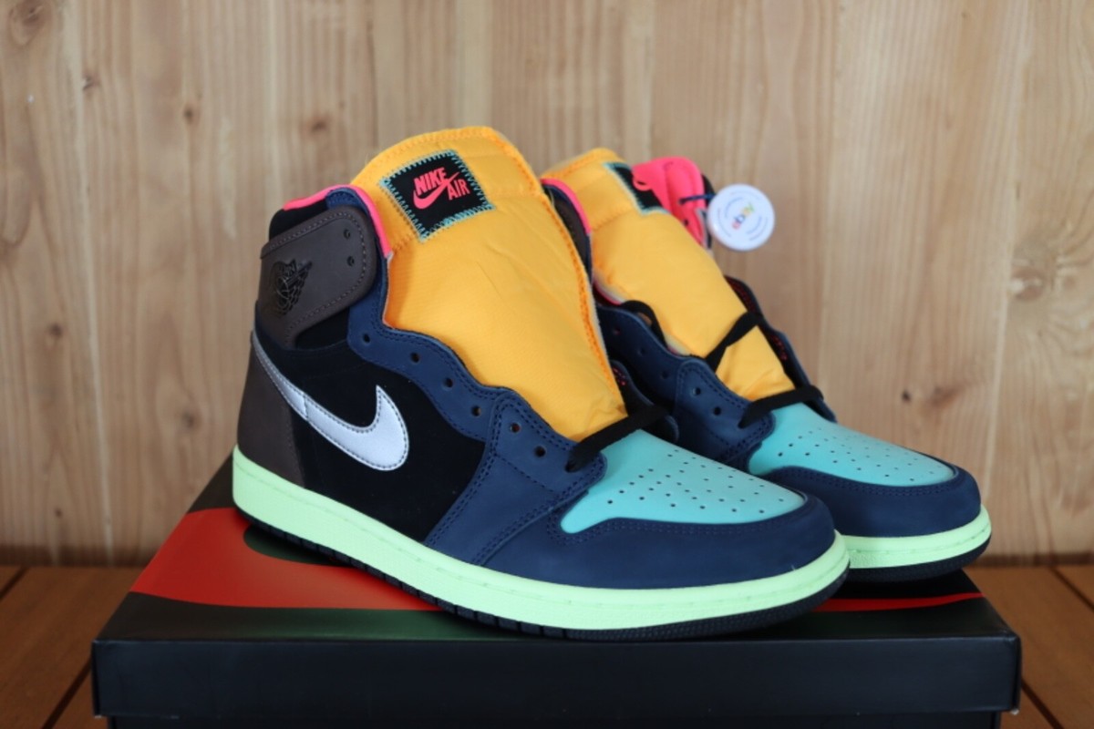 シューズ(男性用) Air Jordan 1 Retro High Tokyo Bio Hack Amazon.com | Jordan Mens Air 1 Retro High OG 555088 201 Bio