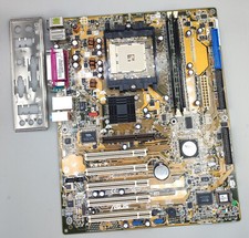 Mainboard ASUS K8V-F Sockel 754 + 512MB DDR RAM