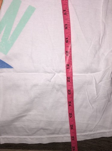 Urban Outfitters Women's T Shirt L/XL Whitney Houston 1987 Oversized White NWT - Picture 8 of 10