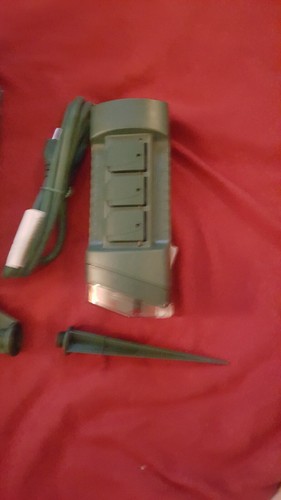 Sylvania Outdoor Power Stake Timer 6 Outlets with Timer and Photocell Sensor - Picture 5 of 10