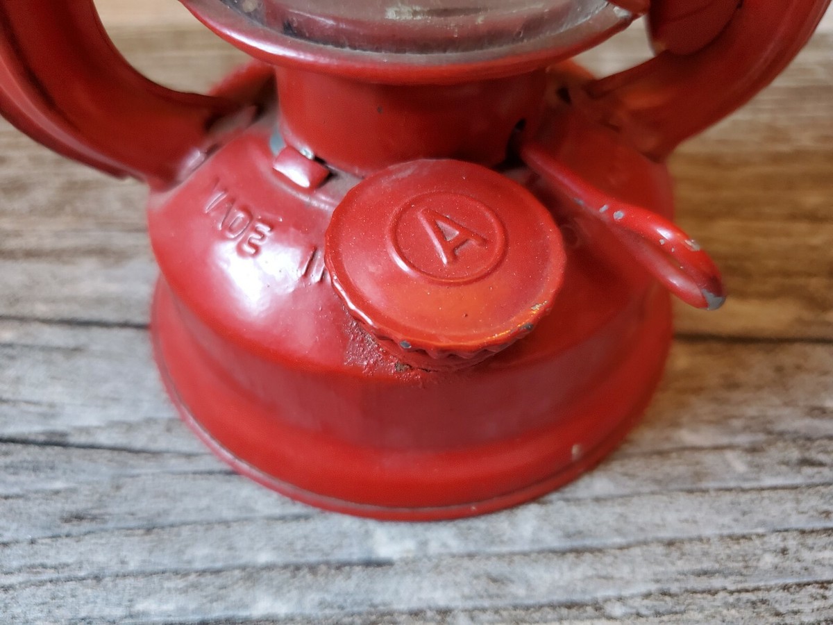 Vintage Metal Red Oil Lamp Barn Kerosene Lantern The World