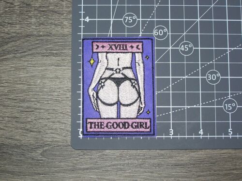 Tarjeta de Tarot Sexy Traviesa La Buena Chica Bordada Hierro En Parche 2.5" x 3.25" - Imagen 2 de 2
