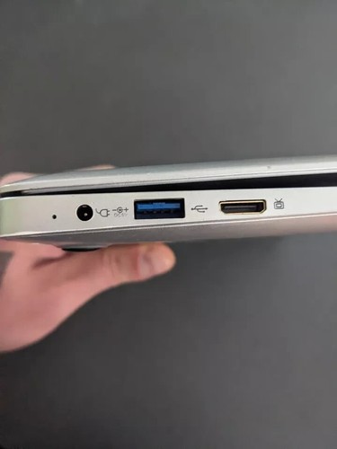 Fusion5 Lapbook T50 32GB 2gb ram 11in Laptop Linux Mint Debian - Picture 9 of 9