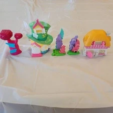 Disney Tsum Tsum Mad Hatter's Hat Shop/Down the Rabbit Hole Playsets