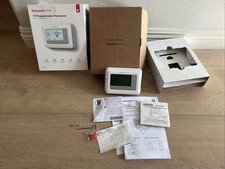 Honeywell T5 7-Day Programmable Thermostat (RTH7560E1001)