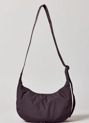 ミッフィー【BAGGU】 Medium Nylon Crescent Bag Miffy BAGGU x Miffy Medium Nylon Crescent Bag Embroidered Miffy