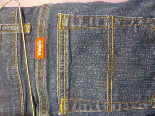 Boys Wrangler Jeans - 6BRBWFS - Size 14 Slim - Picture 7 of 9