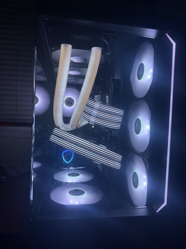 RTX 5070 I9-14900K 64GB RAM 4 TB SSD Custom High End Aesthetic Gaming computer - Picture 8 of 10