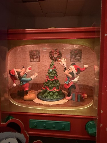 Disney Mickey & Minnie Mouse Animated Retro TV LED 2025 Aldi -NEW - Picture 2 of 7