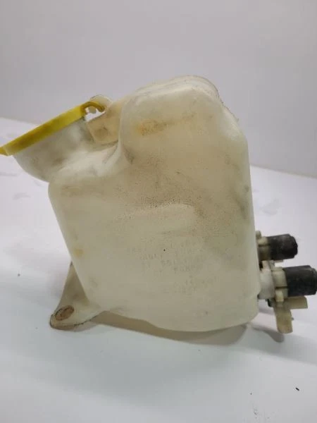 Jeep Wrangler 2000-2002 depósito de lavadora con lavadora trasera bombas dobles Foto 3 de 4