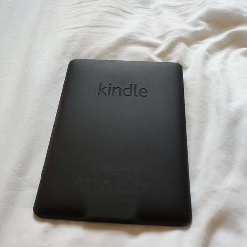 Amazon Kindle Paperwhite EY21 5th Generation eReader - With Original Box - Picture 2 of 12