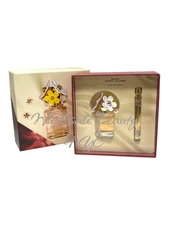Marc Jacobs Daisy Eau So Fresh Gift Set (Includes 1oz Spray & 0.33 Purse Spray)
