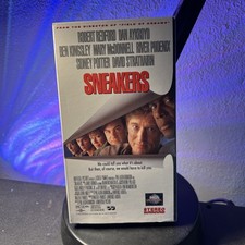 Sneakers (VHS, 1992)Robert Redford, Sidney Poitier, River Phoenix Tested PG-13