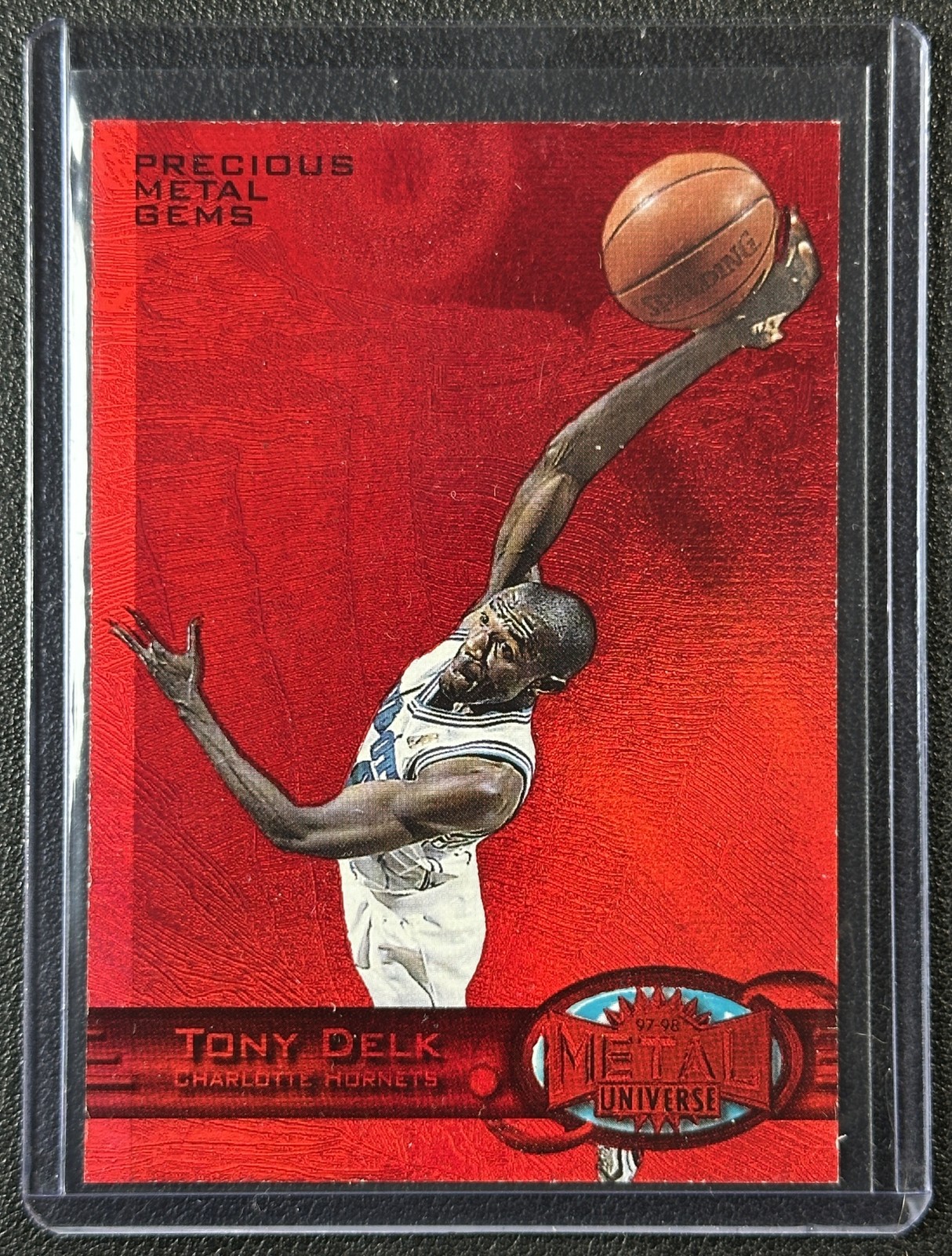 TONY DELK 1997-98 SKYBOX METAL UNIVERSE #89 PMG PRECIOUS METAL GEMS RED PMG /100