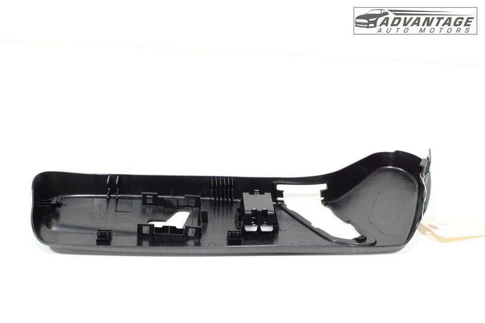 CHRYSLER 300 2015-2021 ASIENTO DEL PASAJERO DELANTERO INTERRUPTOR EXTERIOR CUBIERTA PANEL DE MOLDURA OEM Foto 3 de 4