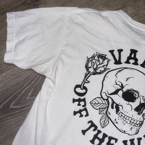 Camisa Vans Para Hombres Mediana Blanca Fuera de la Pared Calavera Rosa Gráfico Patín Camiseta Camiseta - Imagen 3 de 13