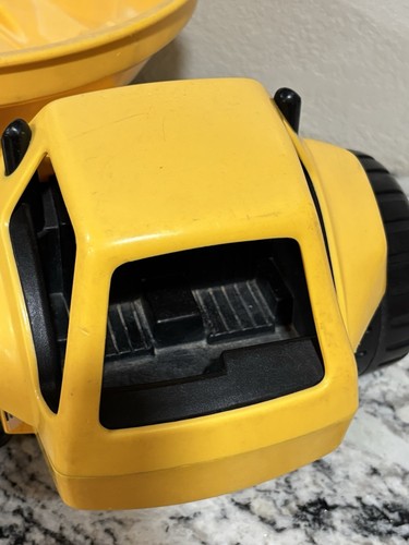 Vintage Little Tikes Dumper Giallo Resistente Grande "19 Puleggia Manovella Funzionante - Foto 17 di 24