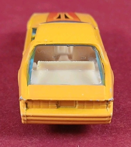 Chevy Camaro Z28 vintage años 80 Yatming amarillo casi como nuevo sin usar con Tailandia - Imagen 4 de 6