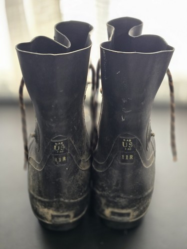 Vintage BATA 1980 Military Cold Weather Rubber Mickey Mouse Boots Men’s 11 R - Picture 3 of 21