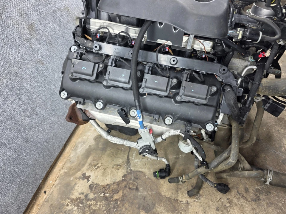 Jeep Wagoneer 2022-2023 4x4 5,7 L par eléctrico bloque motor completo 45 k millas Foto 4 de 4