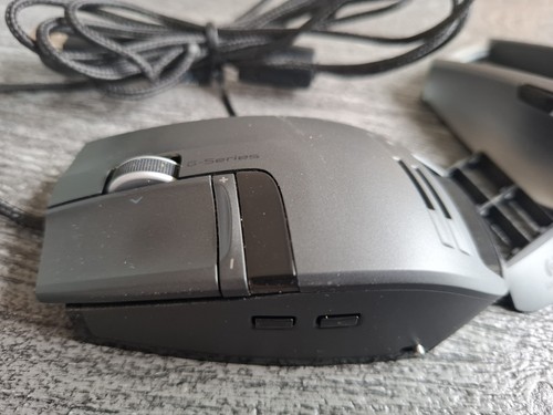 Logitech G9x Laser Gaming Maus schnurgebunden schwarz/silber, 5700 dpi  #1025 - Bild 5 von 6