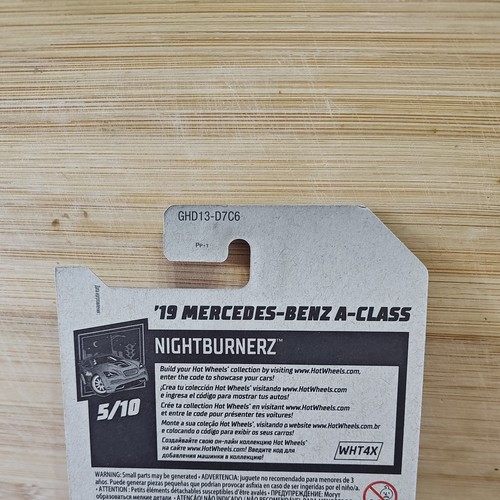 Hot Wheels Nightburnerz '19 Mercedes-Benz A Class Red Long Card Diecast 2020 New - Picture 10 of 12