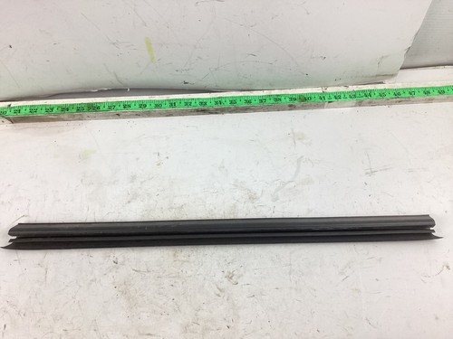 2008 - 2012 Jeep Liberty Rear Right Door Belt Inner Weather Strip 55360952 OEM