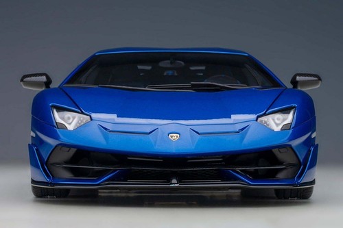 AutoArt Lamborghini Aventador SVJ Azul Nethuns 1/18. 79174 - Imagen 5 de 17