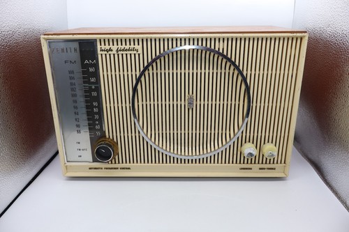 Vintage Zenith High Fidelity AM/FM Tube Radio ~ S-46351