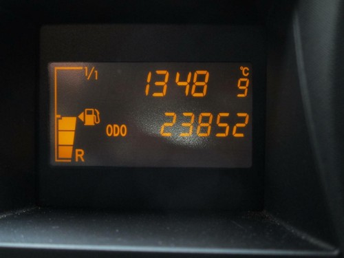 TOYOTA iQ iQ3 1.3 1.33 VVT-i SATELLITE NAVIGATION LEATHER PDC DECUMA GREY - SOLD - Picture 15 of 20