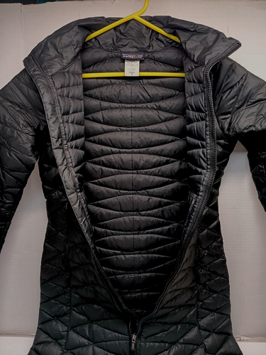 Patagonia Stepp Parka Gänsedaunen Puffer Jacke lang schwarz Damen Gr. S sehr guter Zustand - Bild 5 von 7