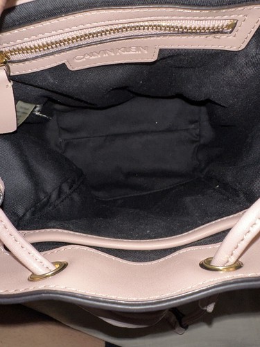 small Calvin Klein convertible leather backpack - Picture 5 of 6