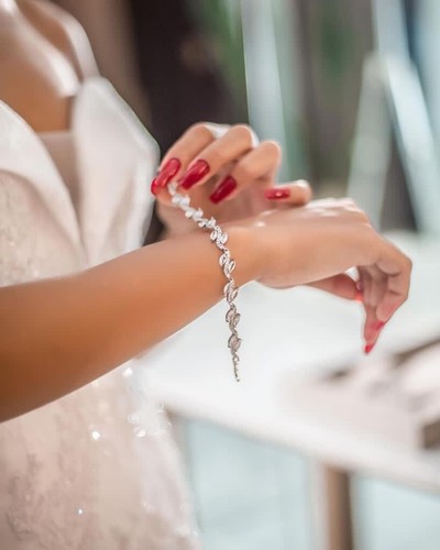 Raffinato 18K Oro Bianco Plt Lusso Zirconia Bracciale Accessori da Sposa AAA+ - Foto 5 di 12