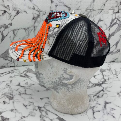 Sombrero de camionero de moda con estrás negro Rebel Spirit Lion King blanco para hombre - Imagen 2 de 6