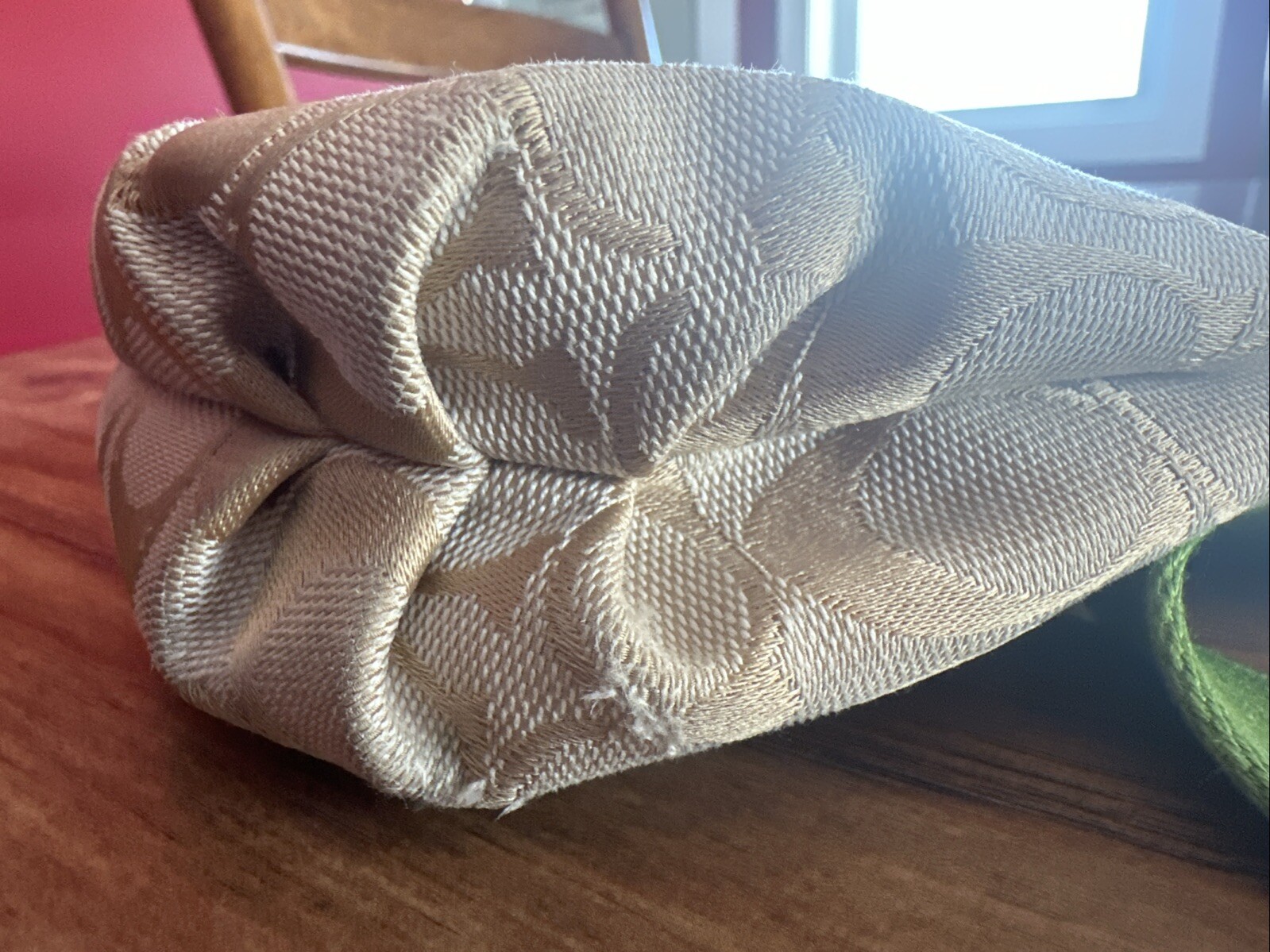 Picture 4 of 6