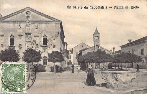 Slovenia - KOPER Capodistria - Piazza del Brolo - Picture 1 of 2