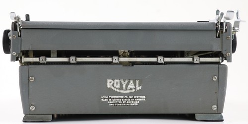 Máquina de escribir portátil Royal Quiet De Luxe 1950 - Imagen 7 de 11