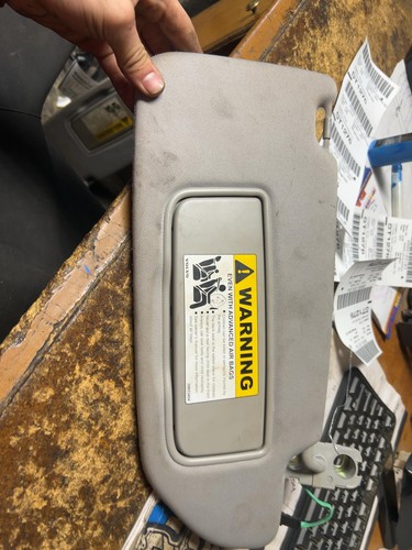 OEM PASSENGER SIDE GRAY Sun Visor VOLVO XC90 Right 03 04 05 06 - Picture 2 of 5