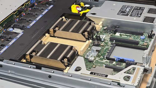 Dell R450 2x Silver 4309Y 8C 2,8 GHz 512 Go RAM 8SFF Bay H755 RAID Garantie 3 ans - Photo 5/8