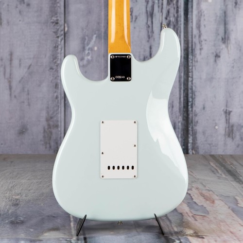 Fender American Vintage II 1965 Stratocaster, Sonic Blue - Picture 3 of 9