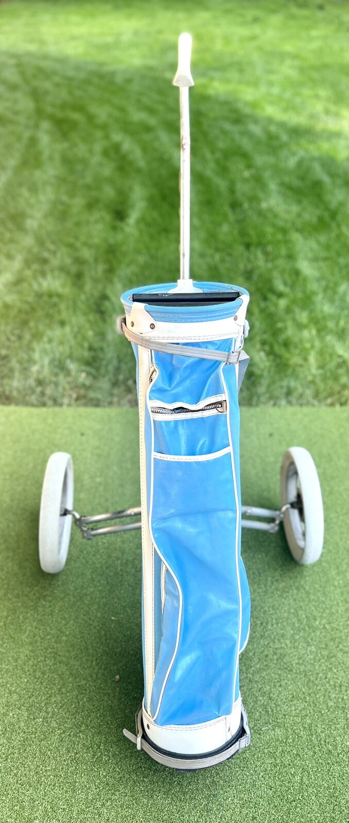 6 Division Daiwa G-3 Trolley Carry Cart Golf Clubs Bag 6 Division Daiwa G-3 Trolley Carry Cart Golf Clubs Bag