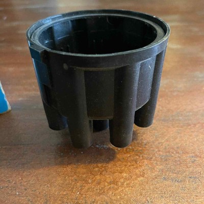 NOS OEM MERCURY MERCRUISER QUICKSILVER DISTRIBUTOR CAP 392-6318 
