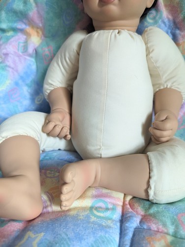 Pat Secrist 1999 Asian 19" Baby Doll Girl "Ming" Vintage RARE - Picture 4 of 12