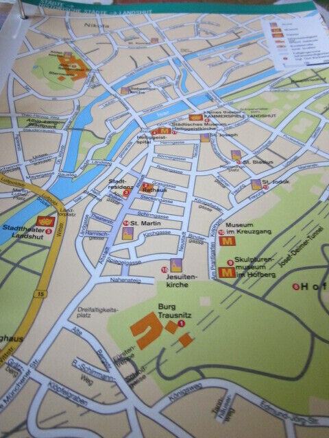 Bild 1 von 2