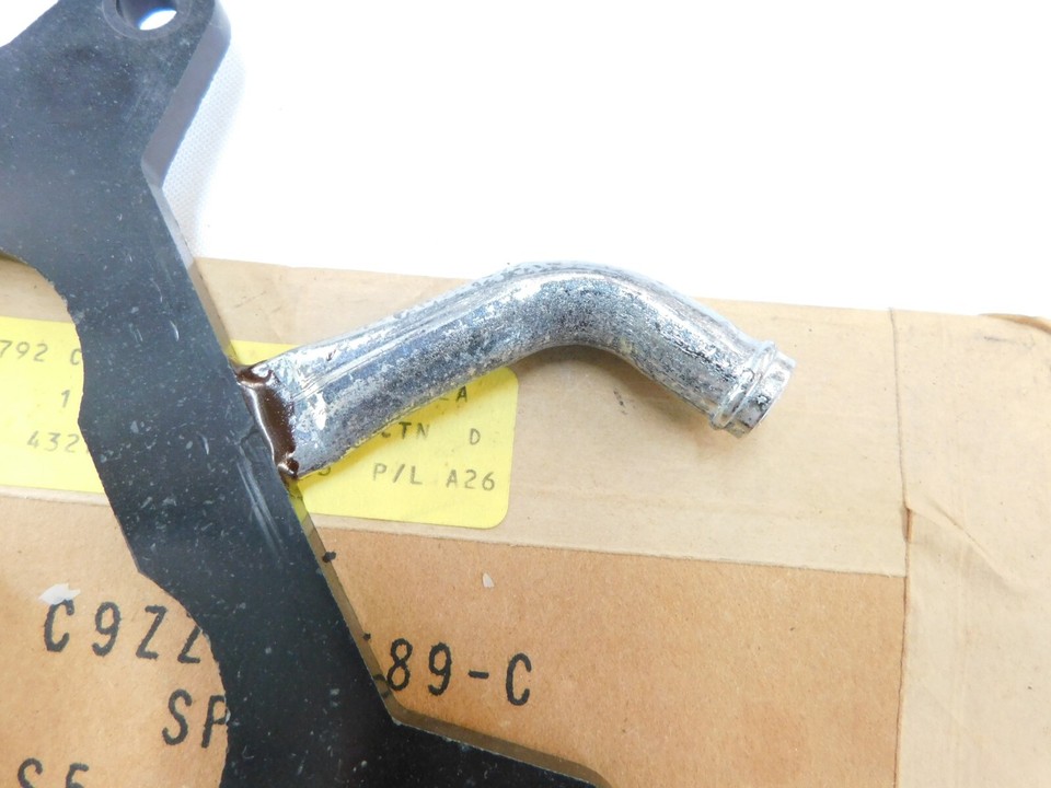 NOS OEM Ford 1969 1970 Mustang Boss 302 Carburetor Spacer Plate Cougar