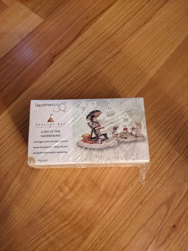 Dept 56-A Day At The Waterfront -Seasons Bay 53326 New Sealed. - Picture 2 of 4