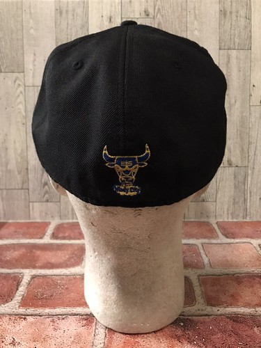 Chicago Bulls Cap Men’s 7 3/8 Fitted New Era Windy City Mens Hat Black Blue Cap - Picture 3 of 7